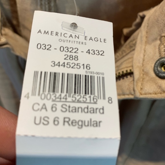American Eagle Hi-rise - Picture 10 of 10